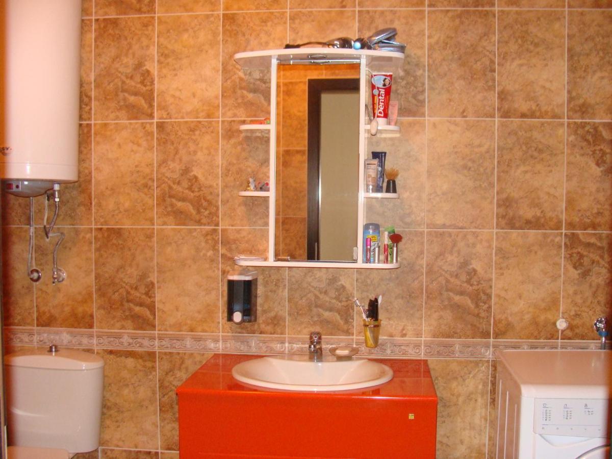 Admiral Apartments Golden Sands Room photo