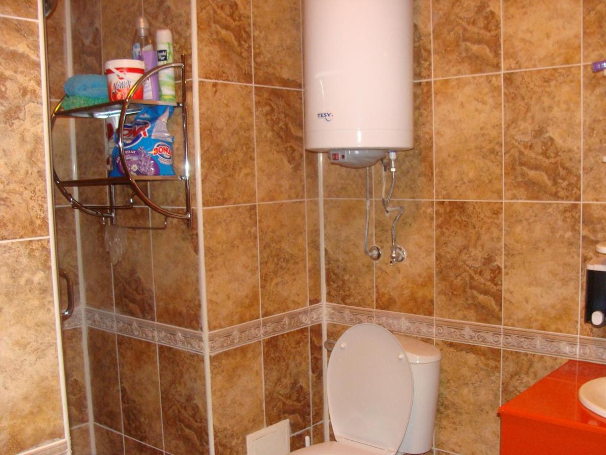 Admiral Apartments Golden Sands Room photo