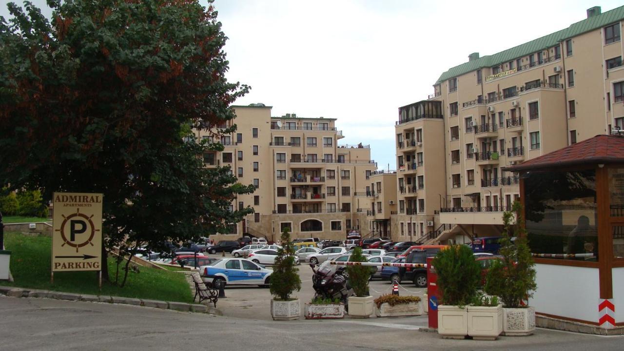 Admiral Apartments Golden Sands Room photo
